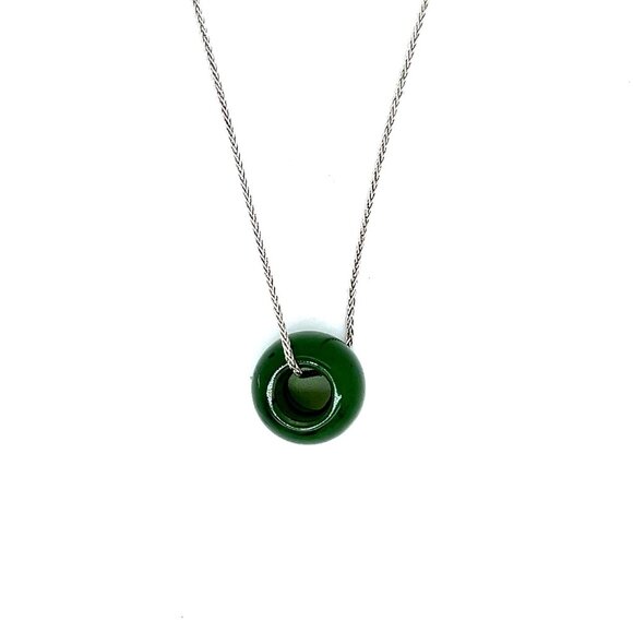 18k WG Chain with Jade Pendant - Picture 1 of 7